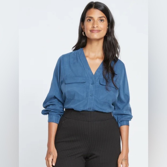 Universal Standard Cooling Stretch Cupro Button-Down Blouse, size large - Picture 8 of 14